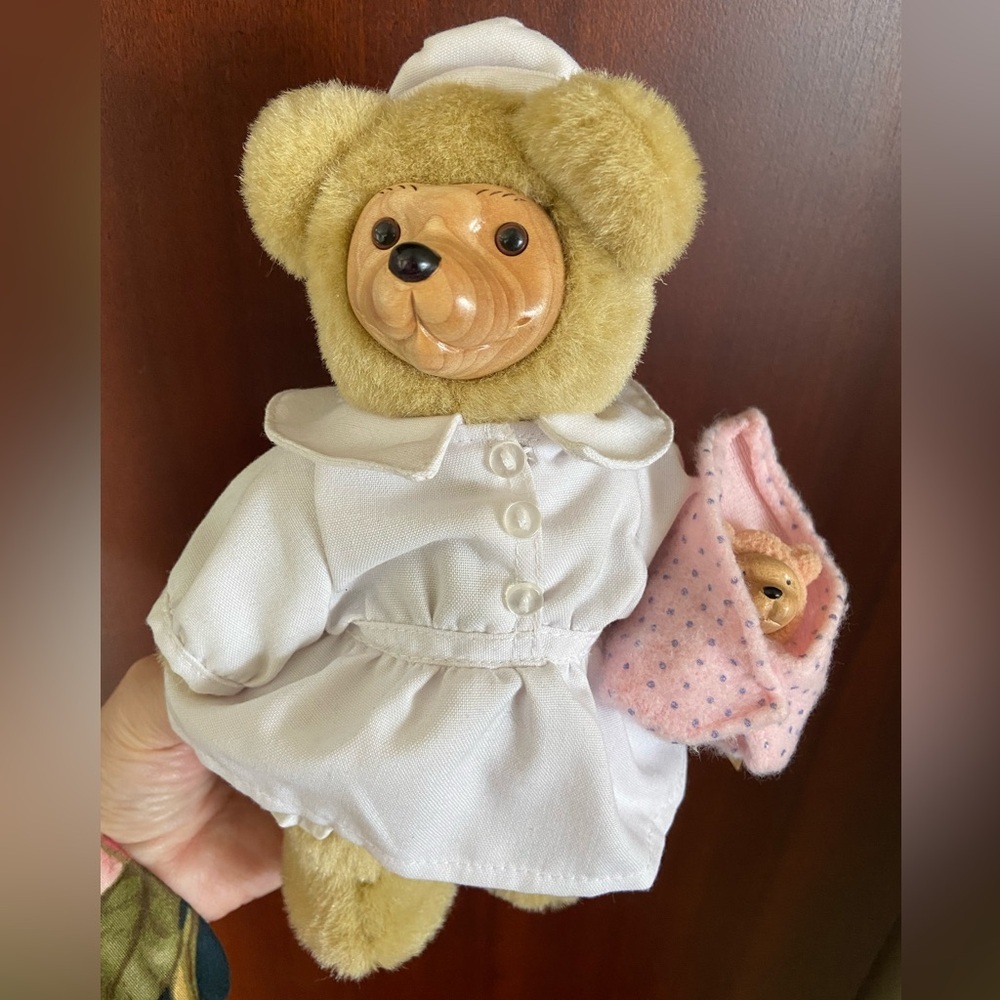 Applause 1994 Raikes Bears Plush NENA NURSE w/ Baby Wood Face & Paws 4590/5000
